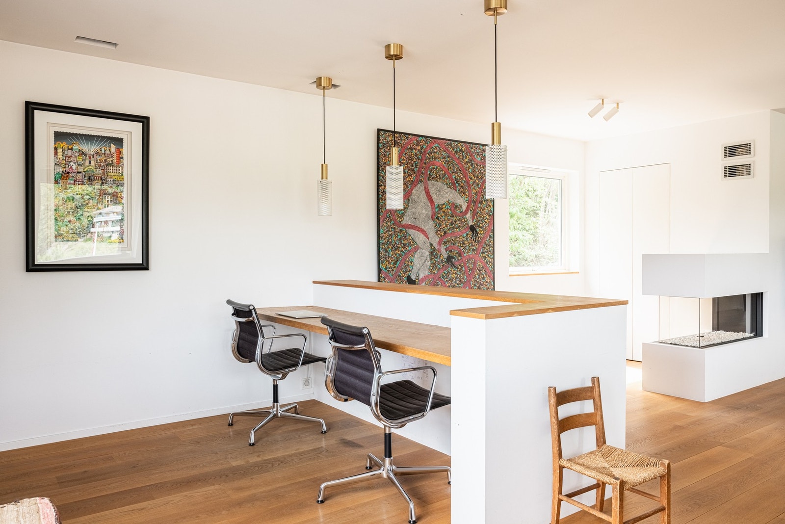 Snekkerbygd skrivebord for hjemmekontor Galleribilde
