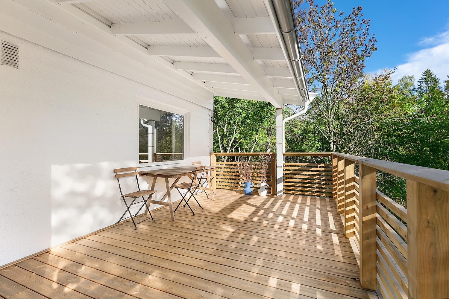 Romslig privat terrasse Galleribilde