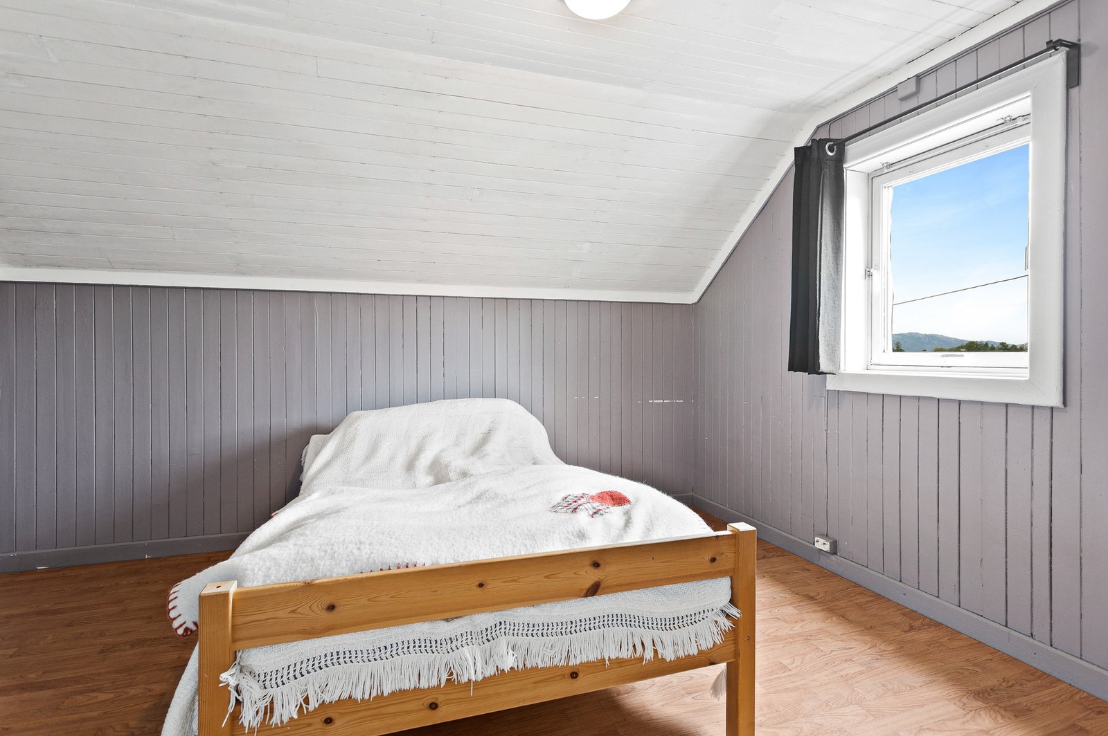 Soverom på loft Galleribilde