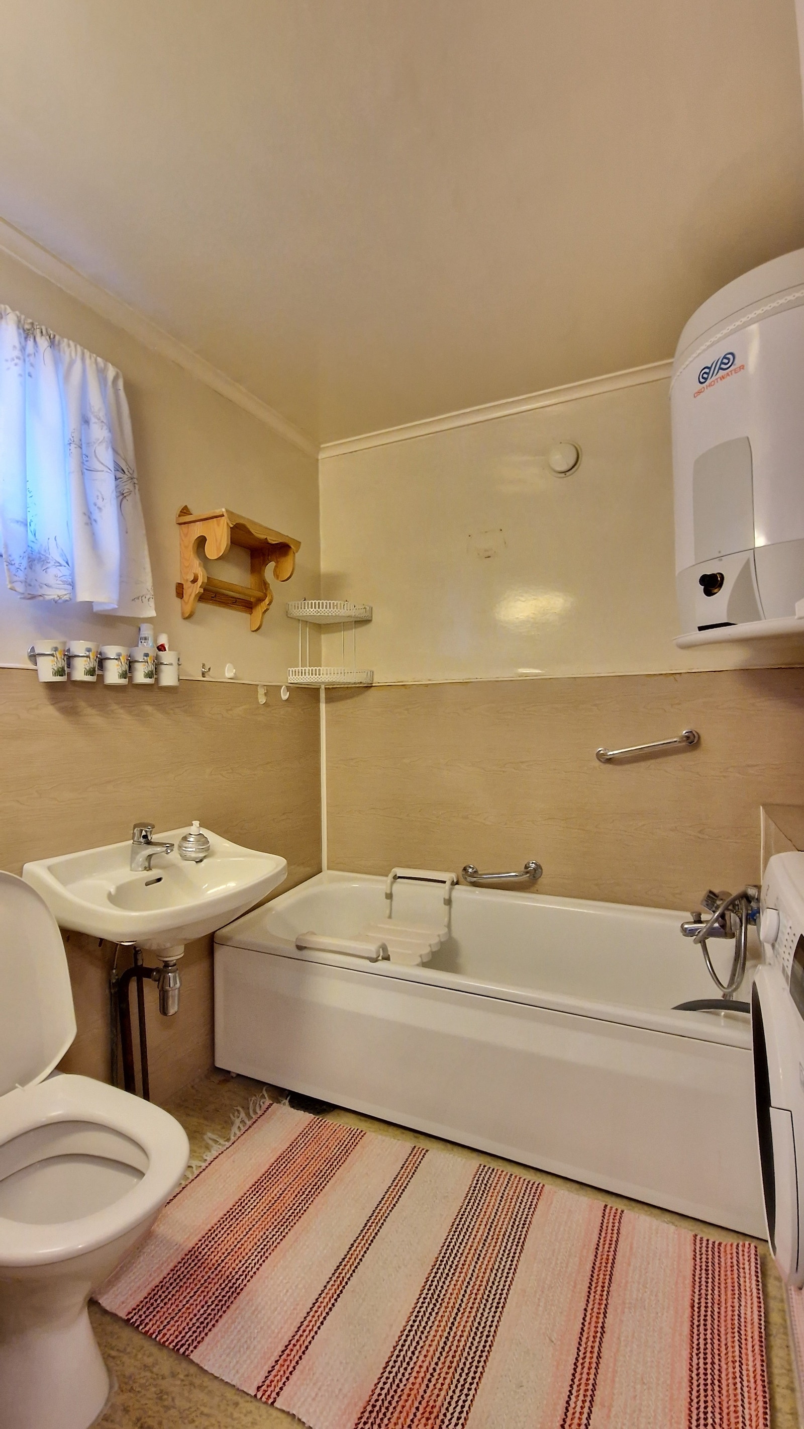 Hovedetasje - bad/vaskerom Galleribilde