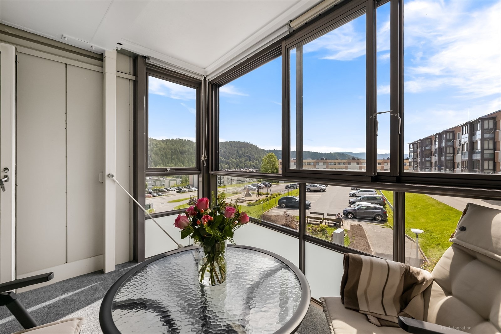 Her kan du sittte skjermet fra vær og vind Galleribilde