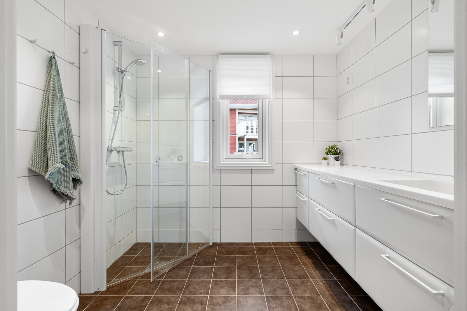 Pent bad oppgradert med ny innredning fra Sigdal i 2015. Galleribilde