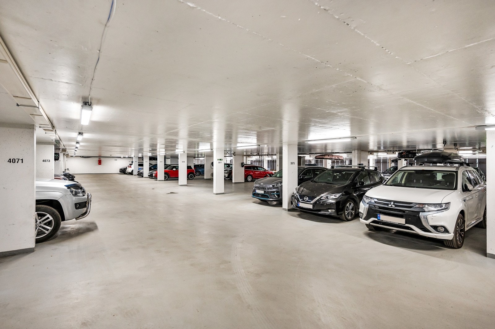Leiligheten disponerer en garasjeplass med elbillader som følger boligen. Galleribilde