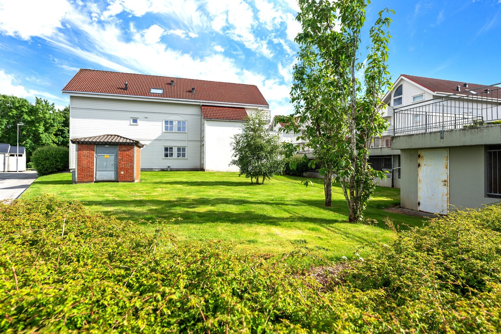 Sameiets eiendom er pent opparbeidet og vedlikeholdt. Galleribilde