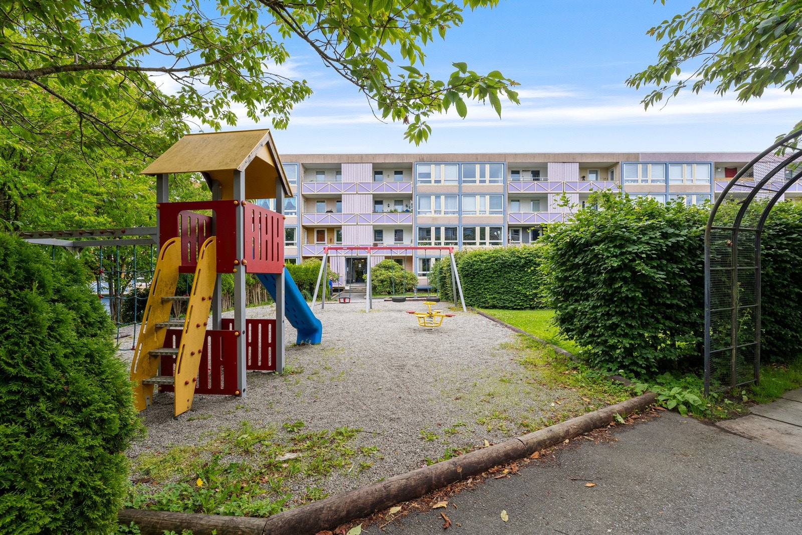 Flere koselige lekeplasser på området. Galleribilde