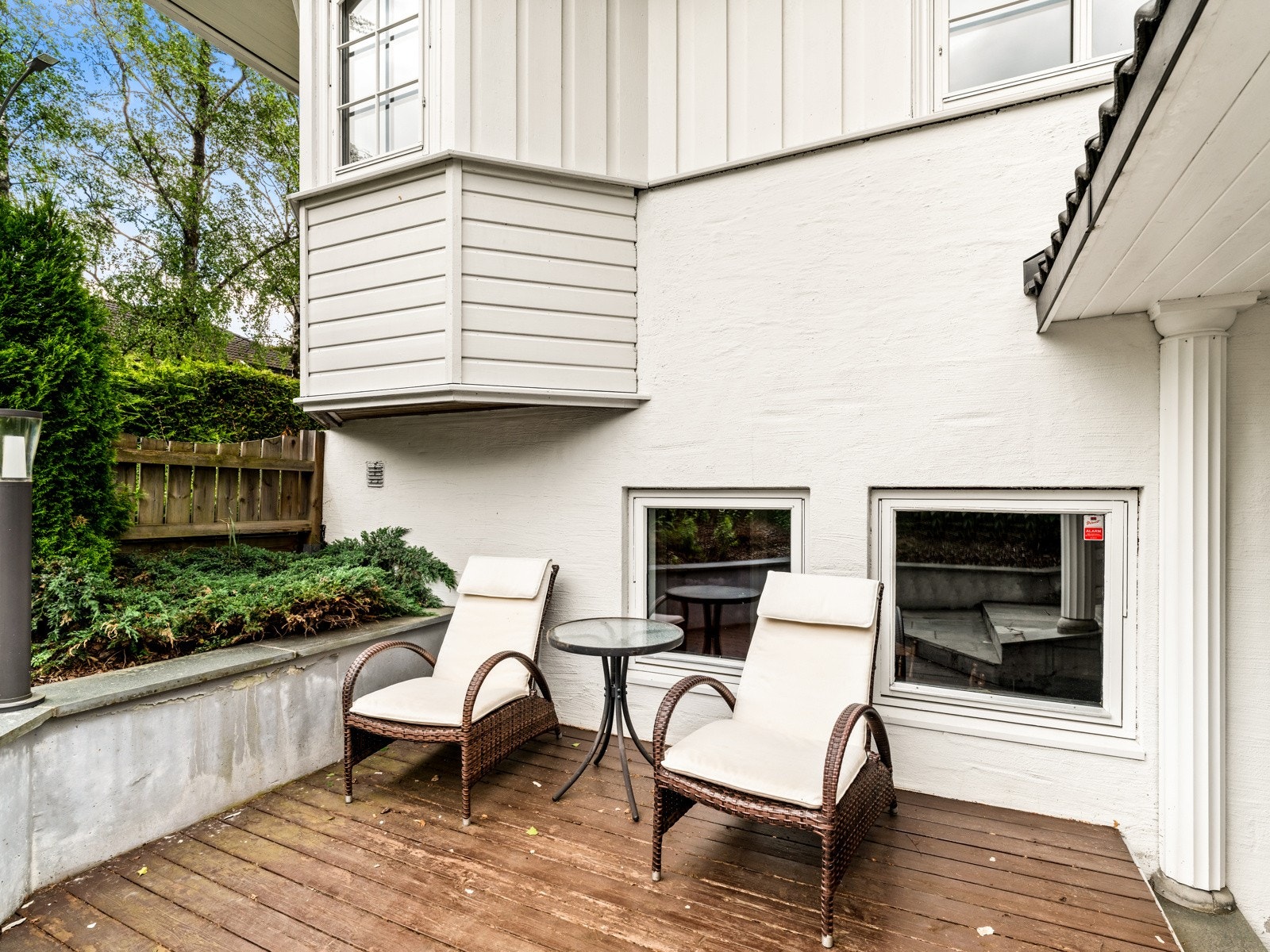 Uteplass for utleiedel. Galleribilde