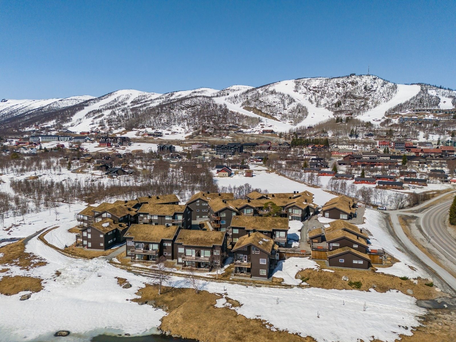 Vinterstid - Langrennsløypa går rett forbi. Skibussen stopper ved Spar (brua) Galleribilde