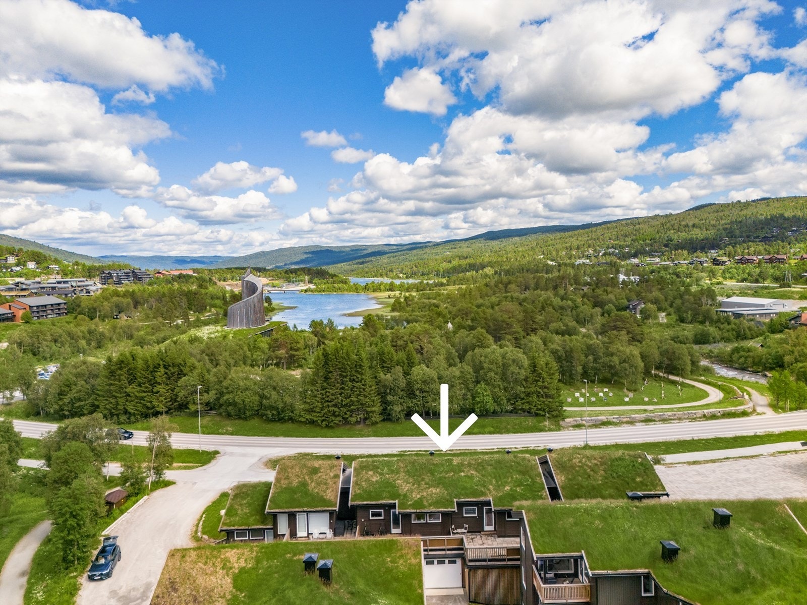 Leiligheten ligger i rekke og har ingen over eller under seg Galleribilde