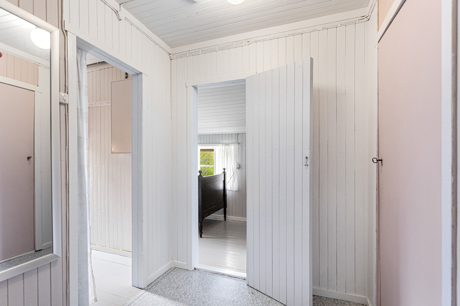 Loftet består av loftstue, gang og 3 soverom Galleribilde