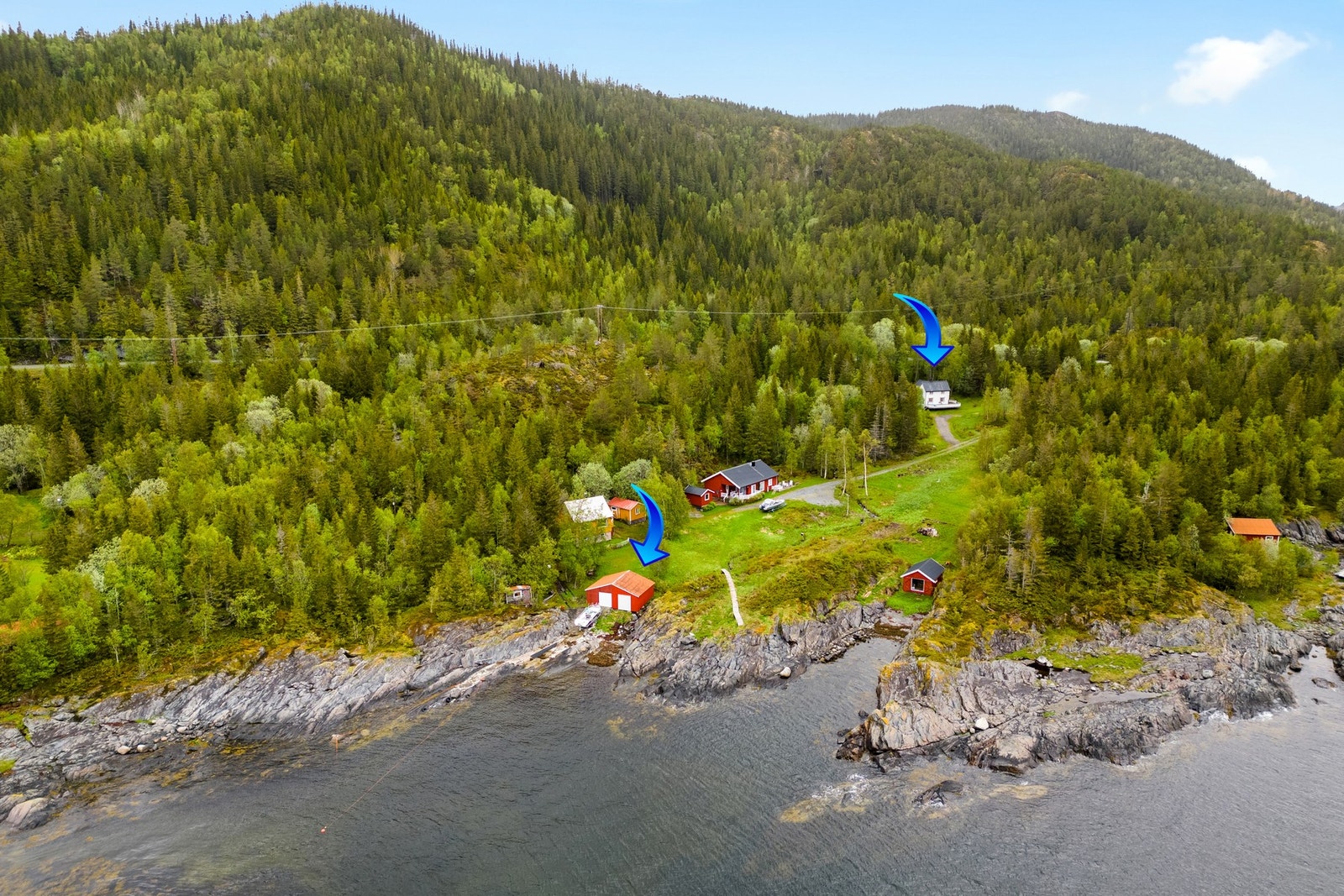 Sjarmerende fritidsbolig beliggende i flotte omgivelser på Geisnes, Salsbruket Galleribilde
