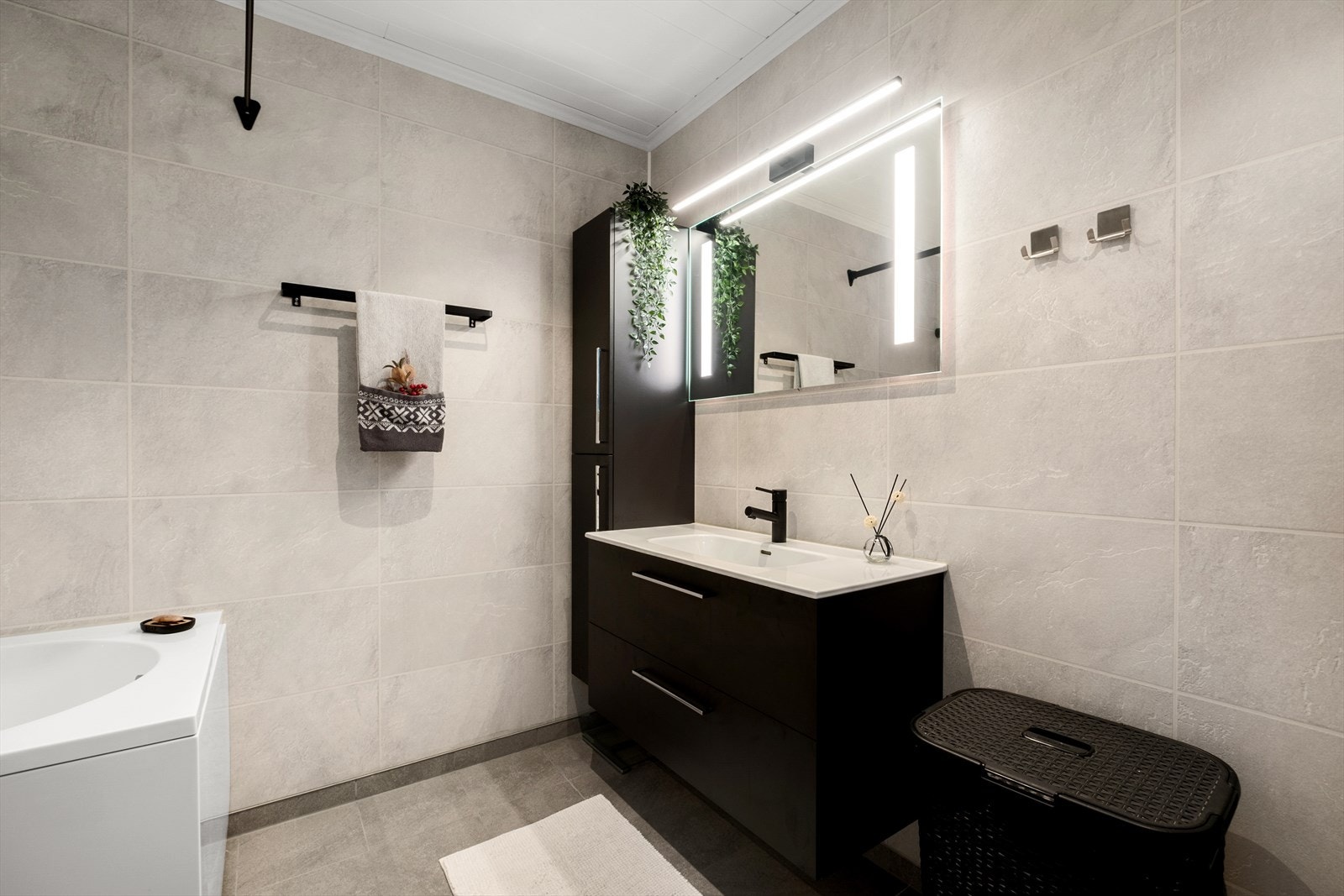 Delikate og tidsriktige farge- og materialvalg. Galleribilde