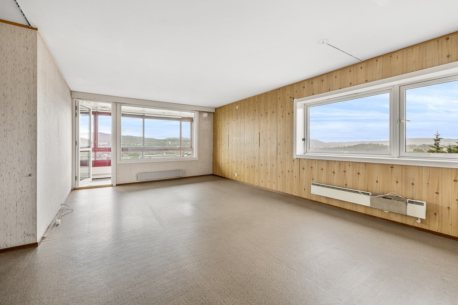 Leiligheten ligger i 6 etasje med heis og garasjeplass Galleribilde