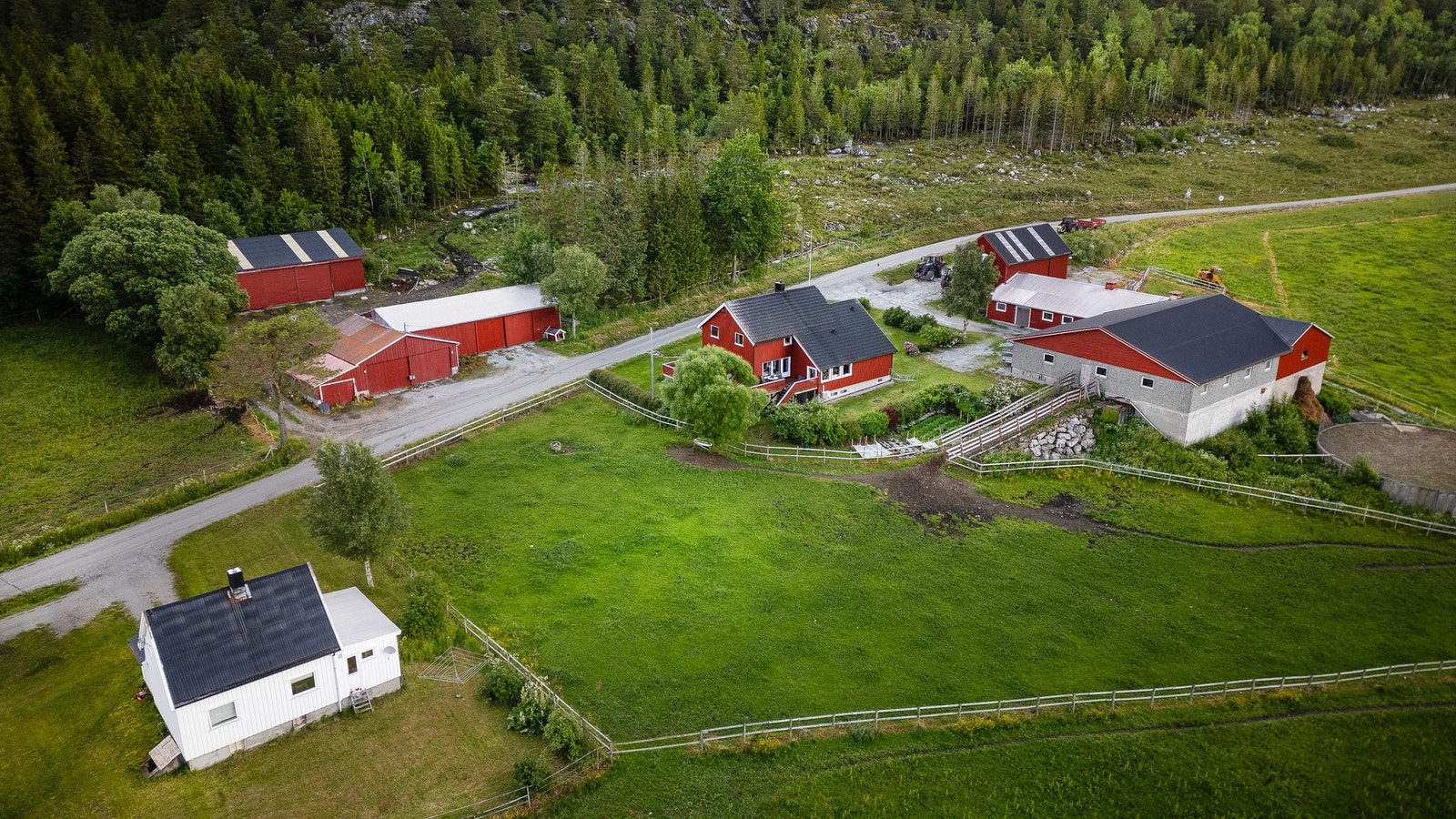 Velkommen til Li gård i Nærøysund kommune Galleribilde
