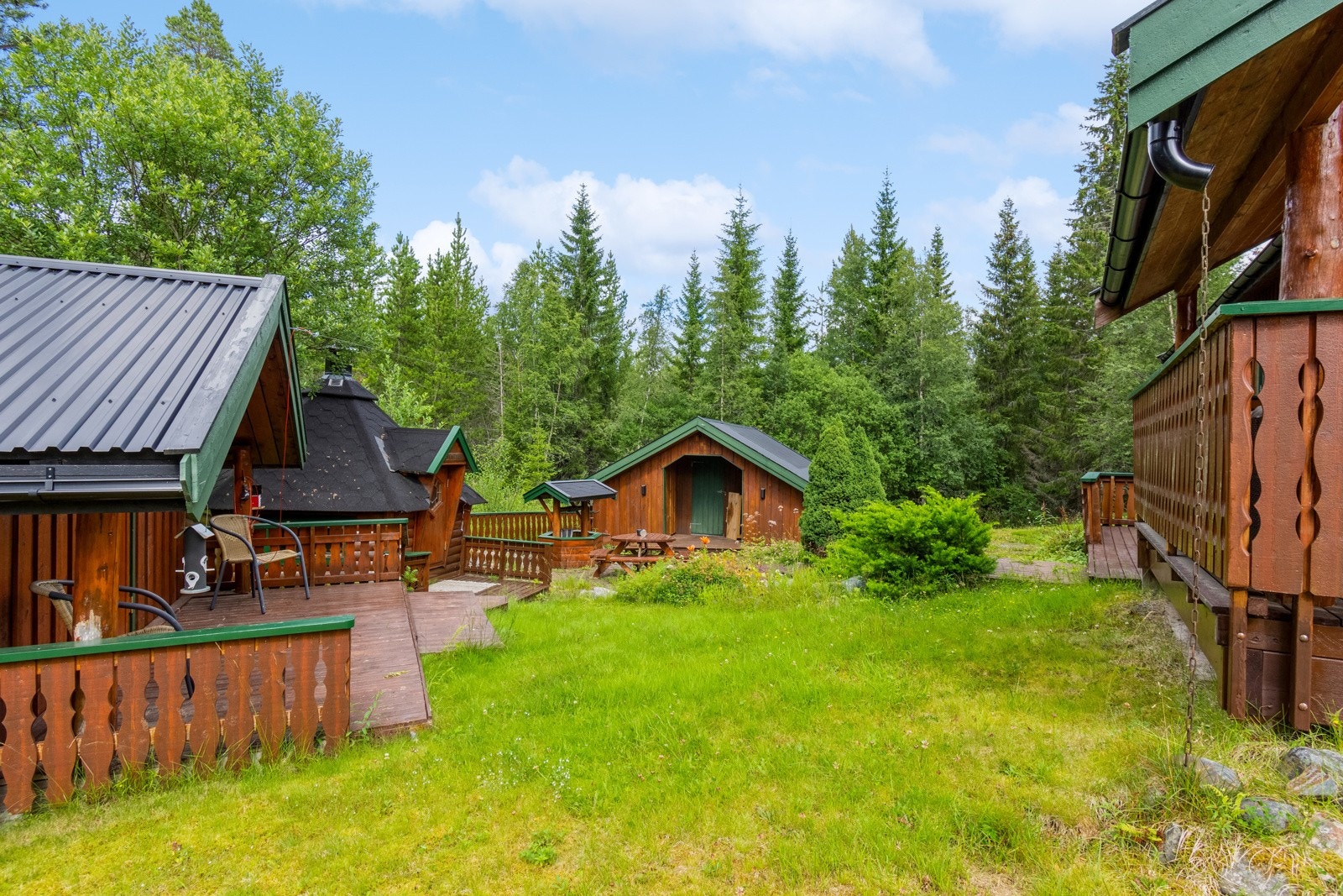 Eiendommen er svært fint opparbeidet, og man har ingen naboer tett innpå Galleribilde
