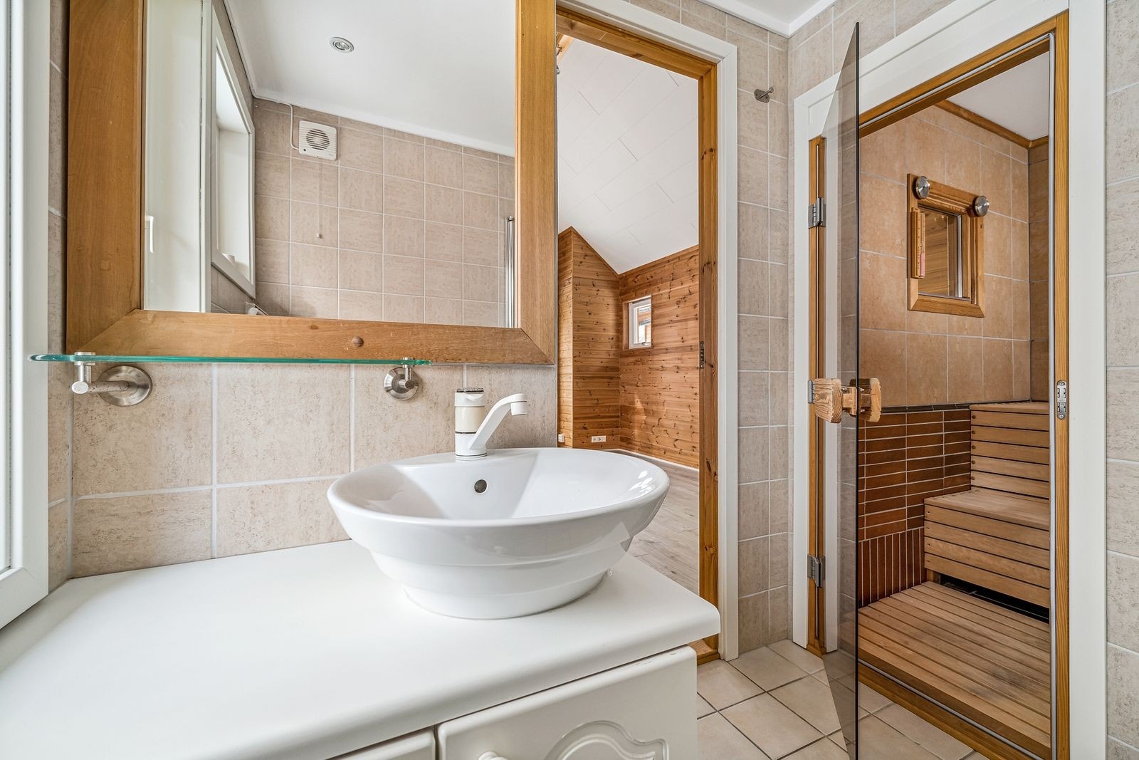 Bad mot badstu Galleribilde