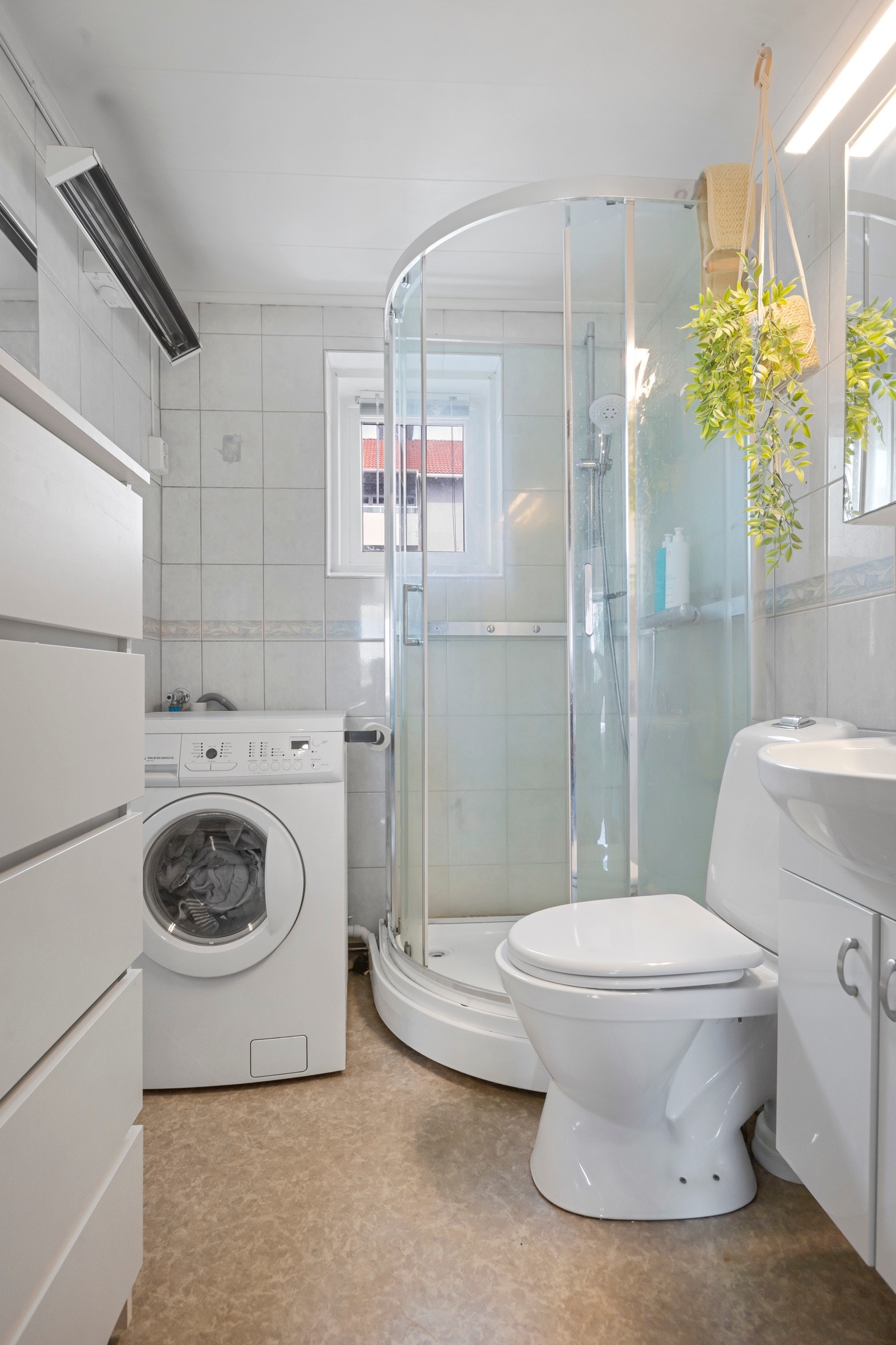 Badet Galleribilde