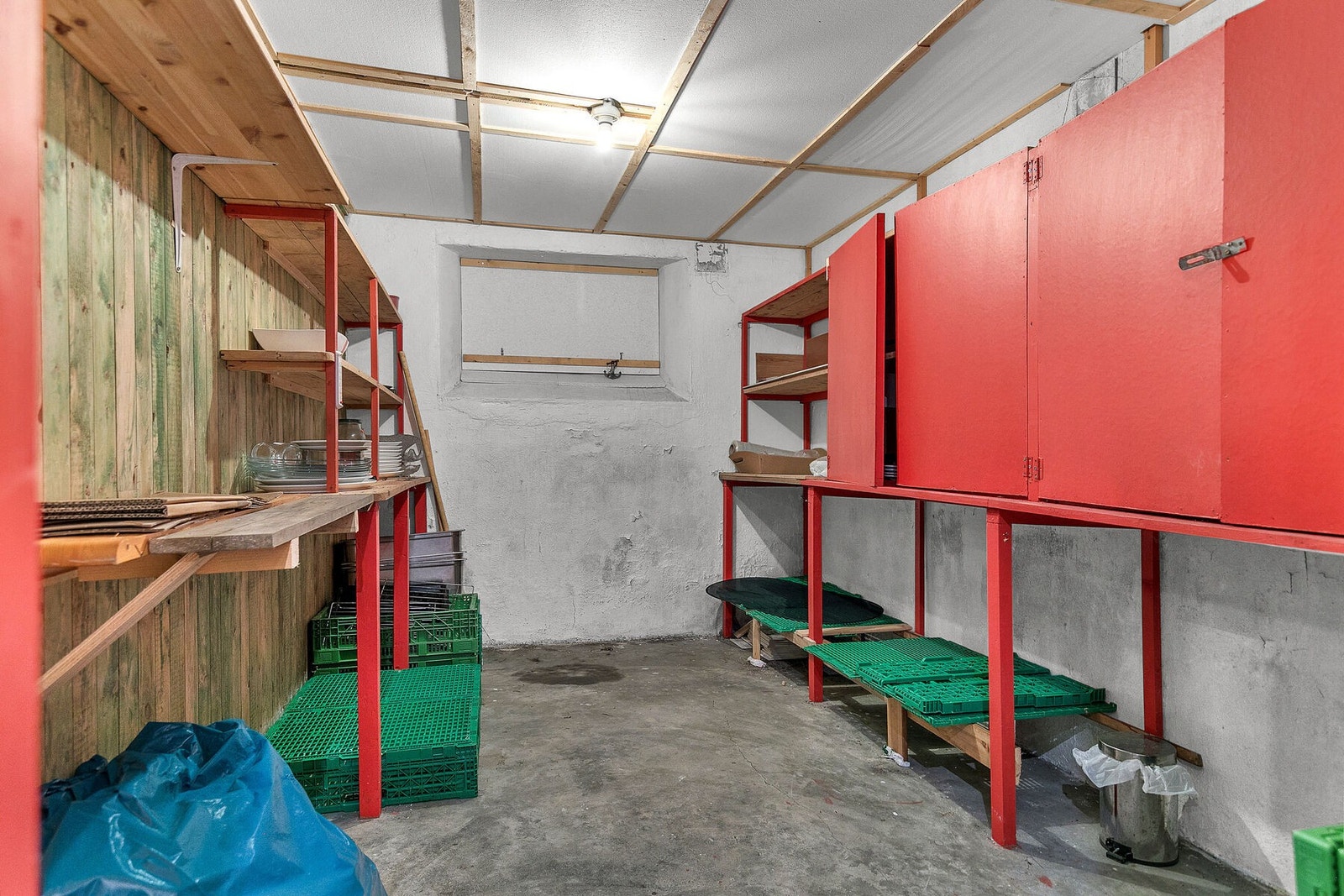 Kjelleretasje - Bod Galleribilde