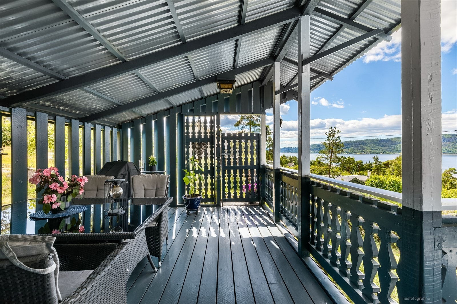 Her kan man sitte og nyte sommeren, selv i regnvær Galleribilde