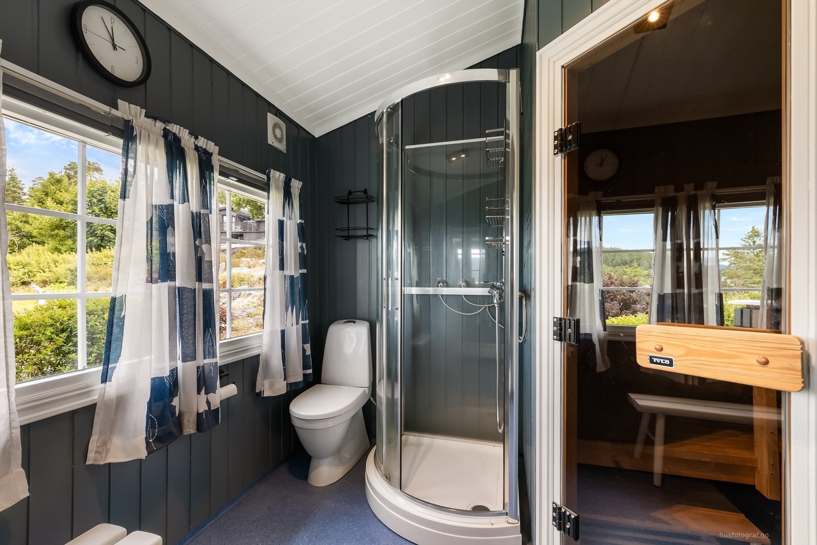 Bad i anneks + badstu Galleribilde