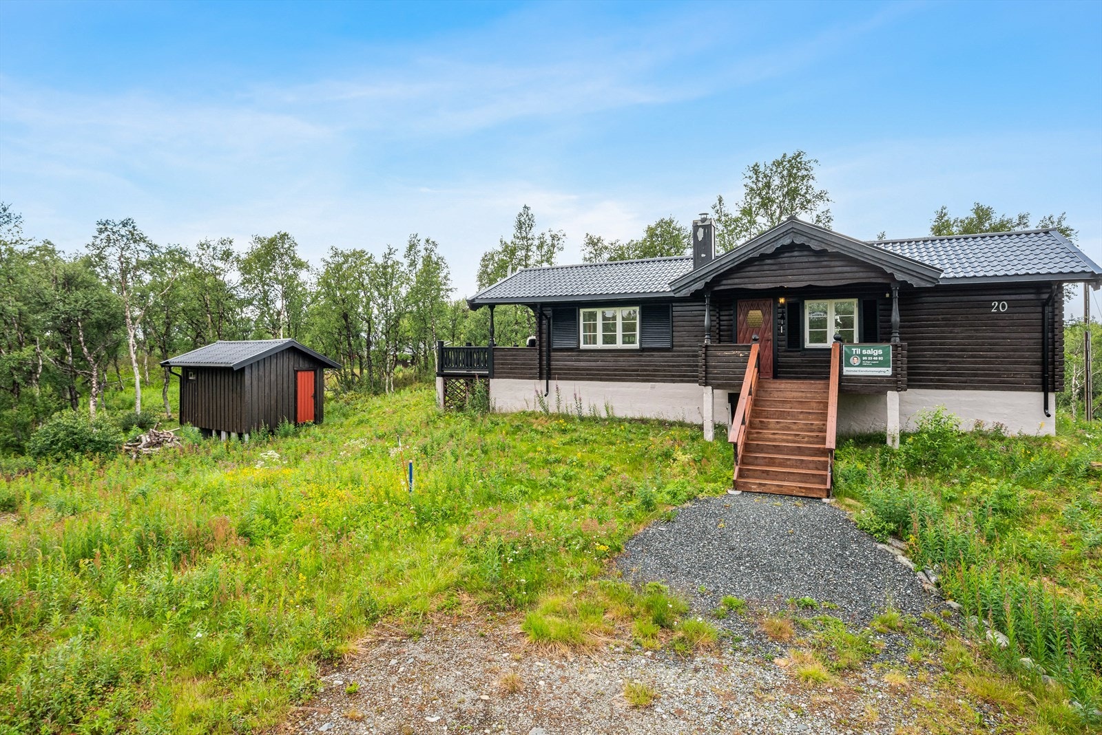 Hytta ble oppført i 1979 og har blitt godt ivaretatt, noe som er godt reflektert i takstrapporten. Galleribilde