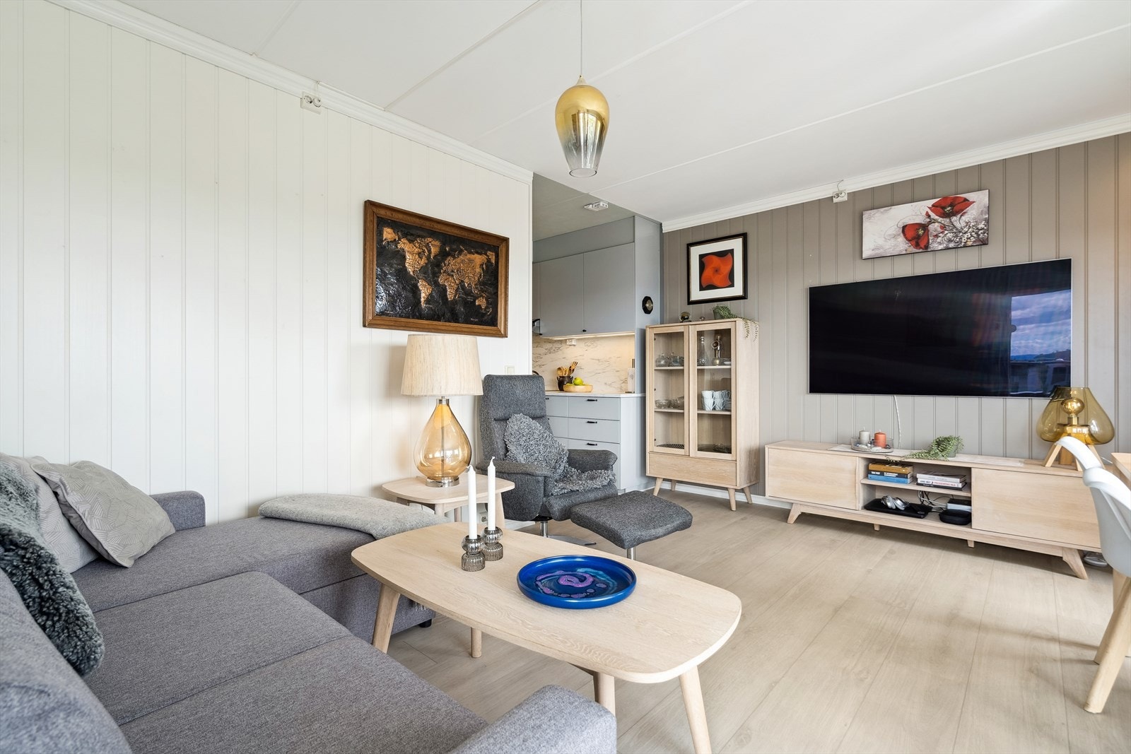 Leiligheten er godt vedlikeholdt og holder en gjennomgående godt standard Galleribilde