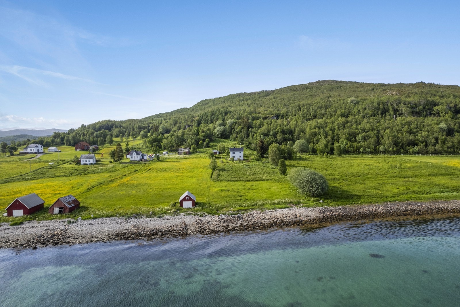 Stor og innholdsrik eiendom på 738 599 m² Galleribilde