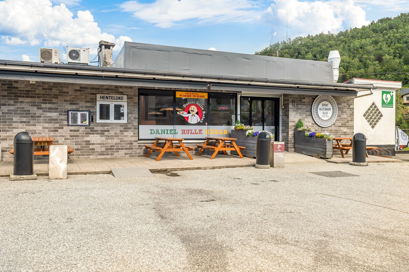 Ellers er berømte Daniel's like over gaten! Velkommen på visning! Galleribilde