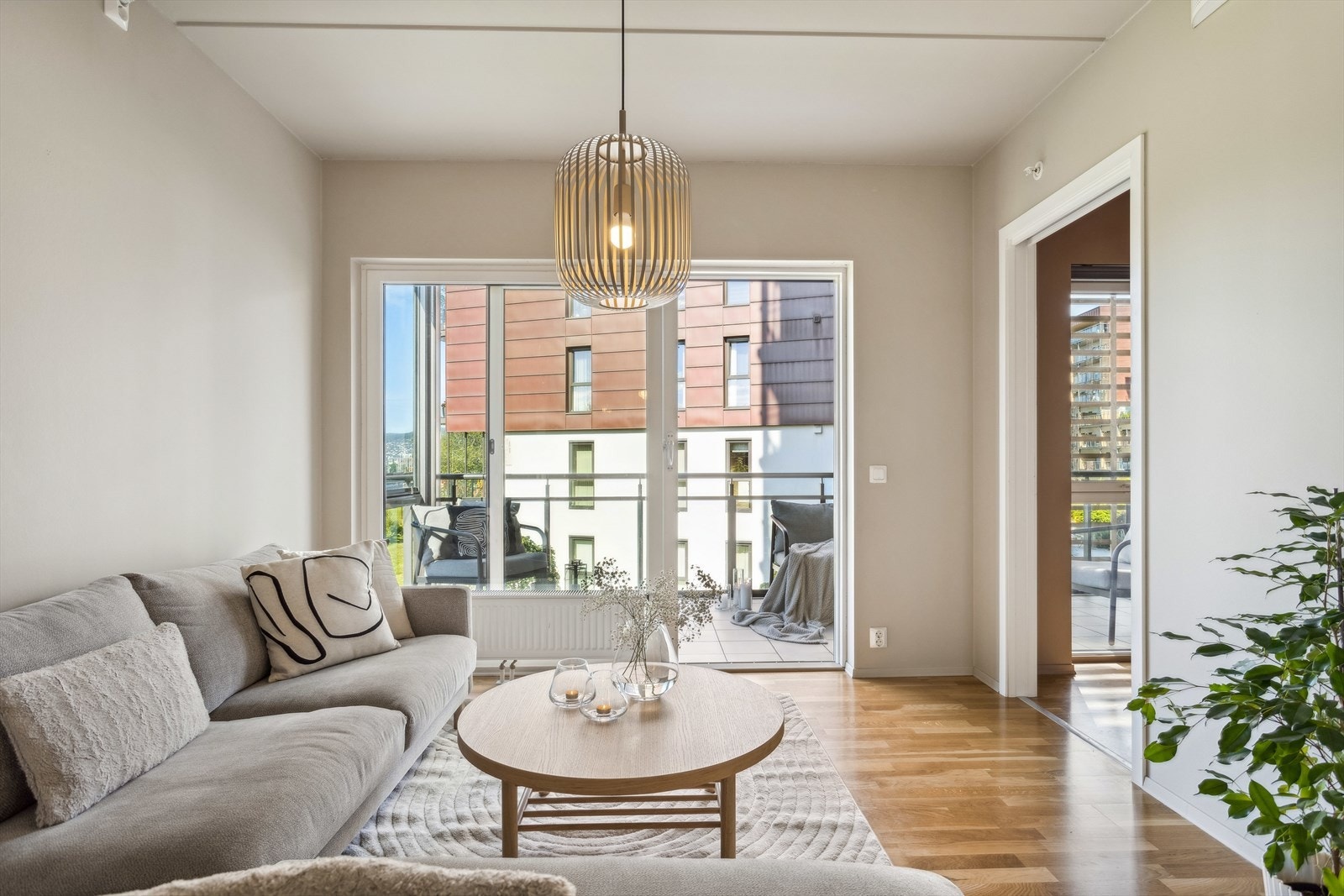 Et rom for avkobling og hygge - Plass til å dele små og store opplevelser med venner eller ta frem en god bok og lytte til musikk, alene. Galleribilde