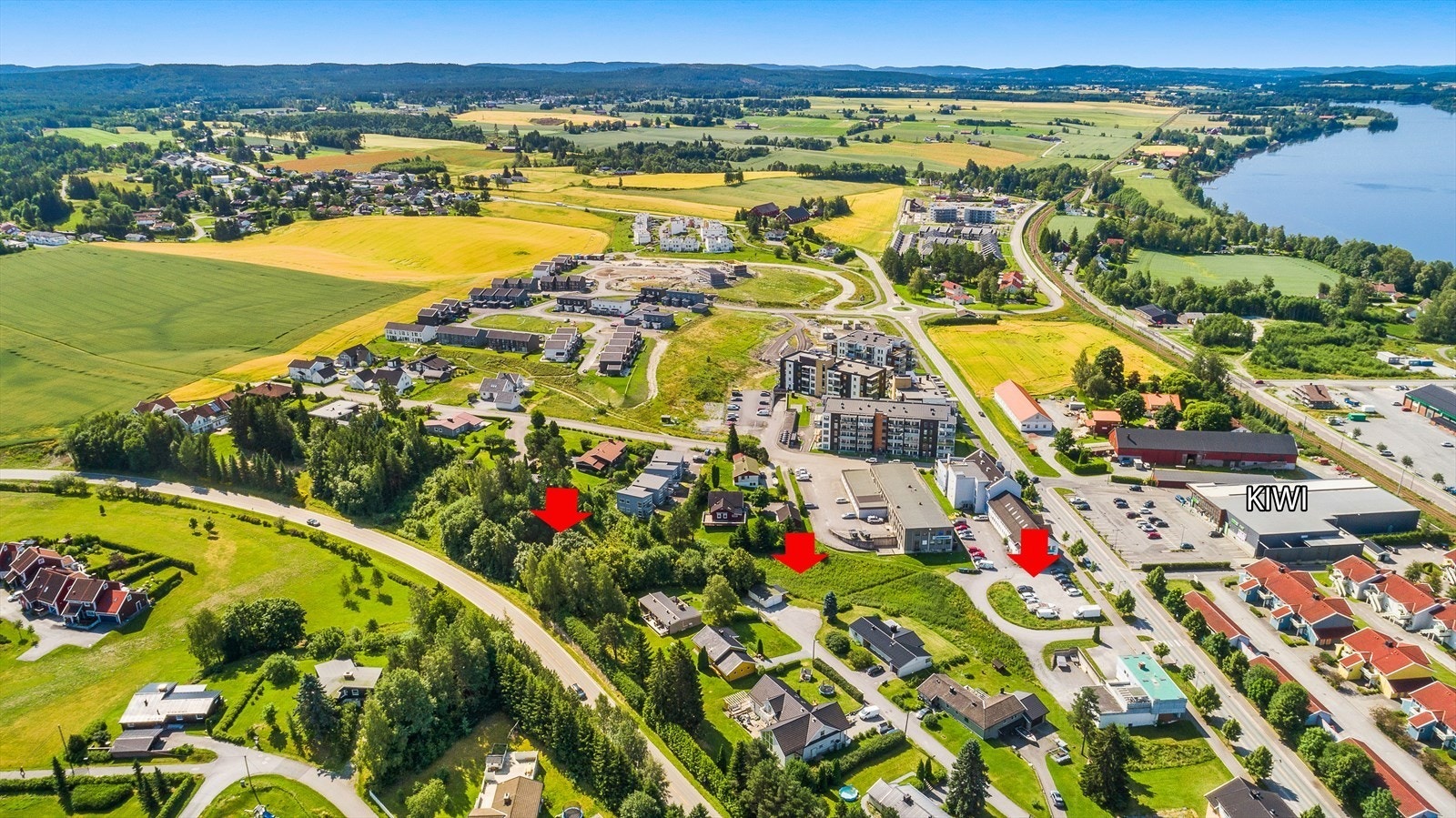 Gangavstand til togstasjon og alt av servicetilbud Galleribilde