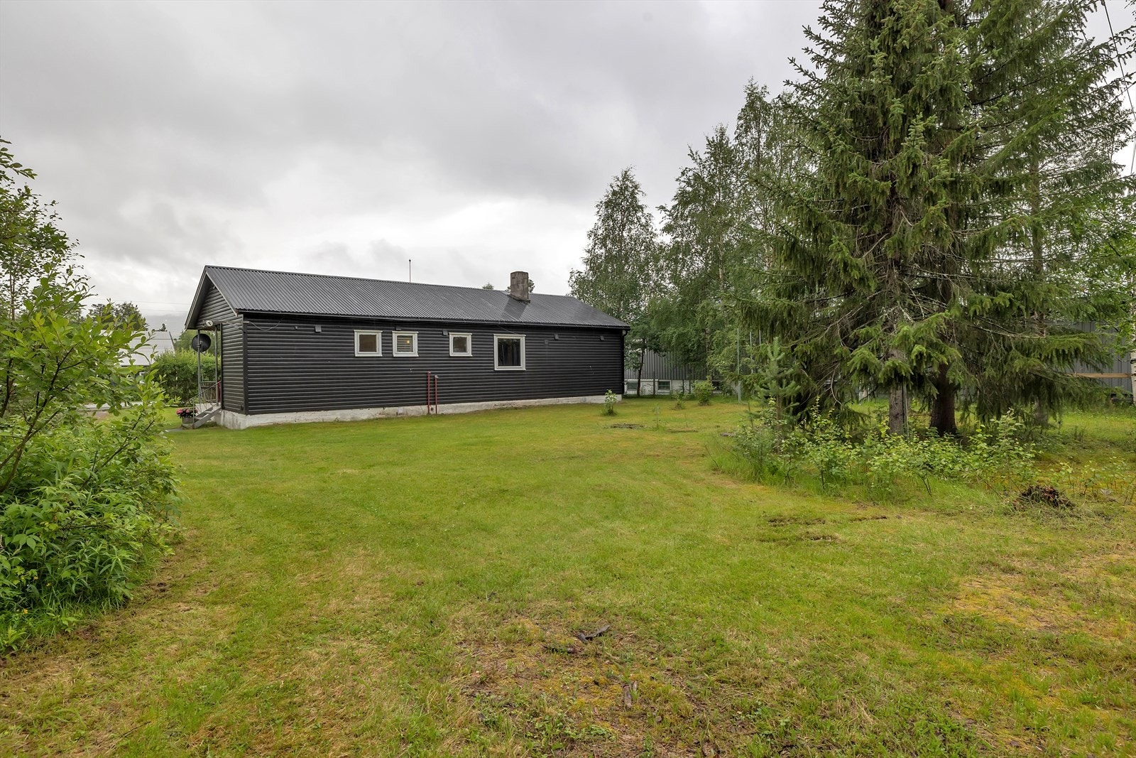 Bakkant av tomt Galleribilde