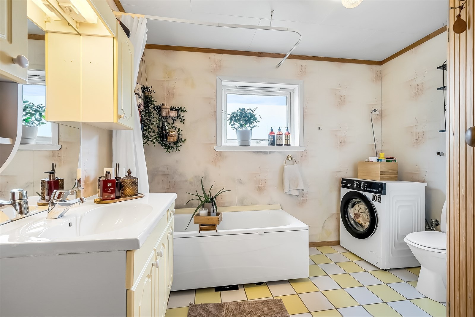 Bad i 1. etasje Galleribilde