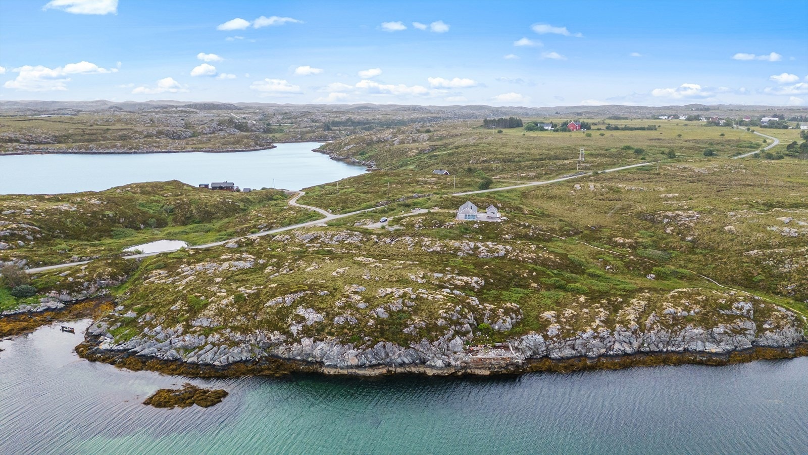 Kommunen er en av landets største fiskeoppdrettskommuner Galleribilde