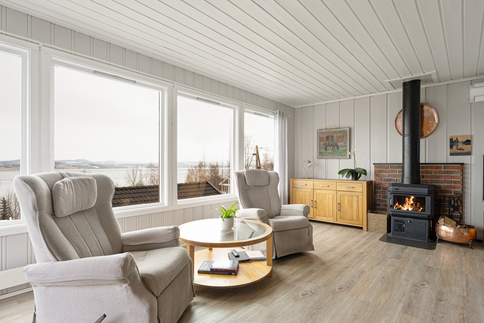 Vedovn for de kalde dagene! Galleribilde