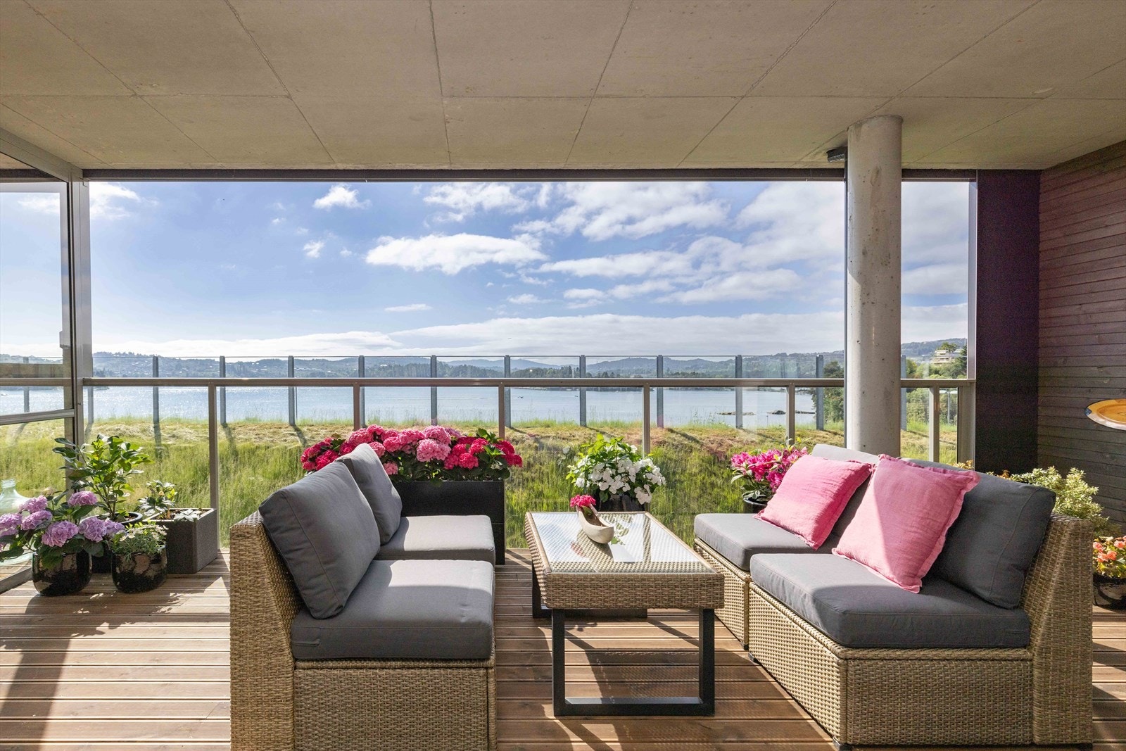 Aktiv v/ Aleksander Lenning har gleden av å presentere en fantastisk toppleilighet i Skiparviken Galleribilde