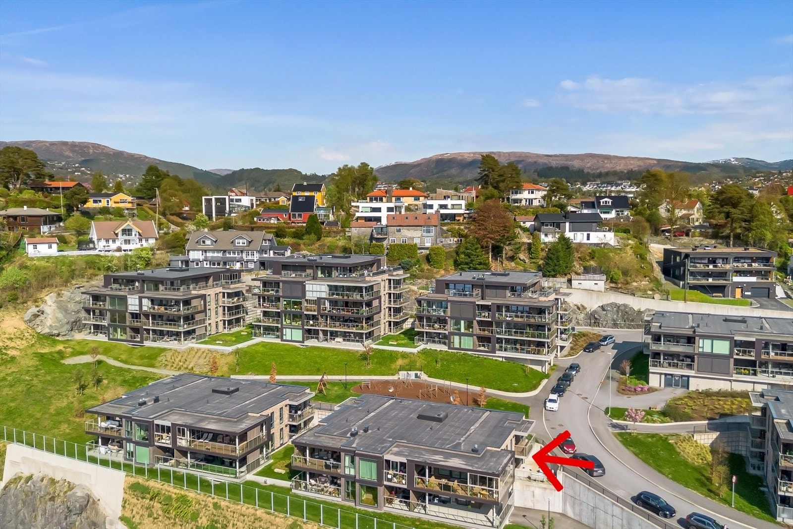 Øverste etasje på første rad, prima beliggenhet! Galleribilde