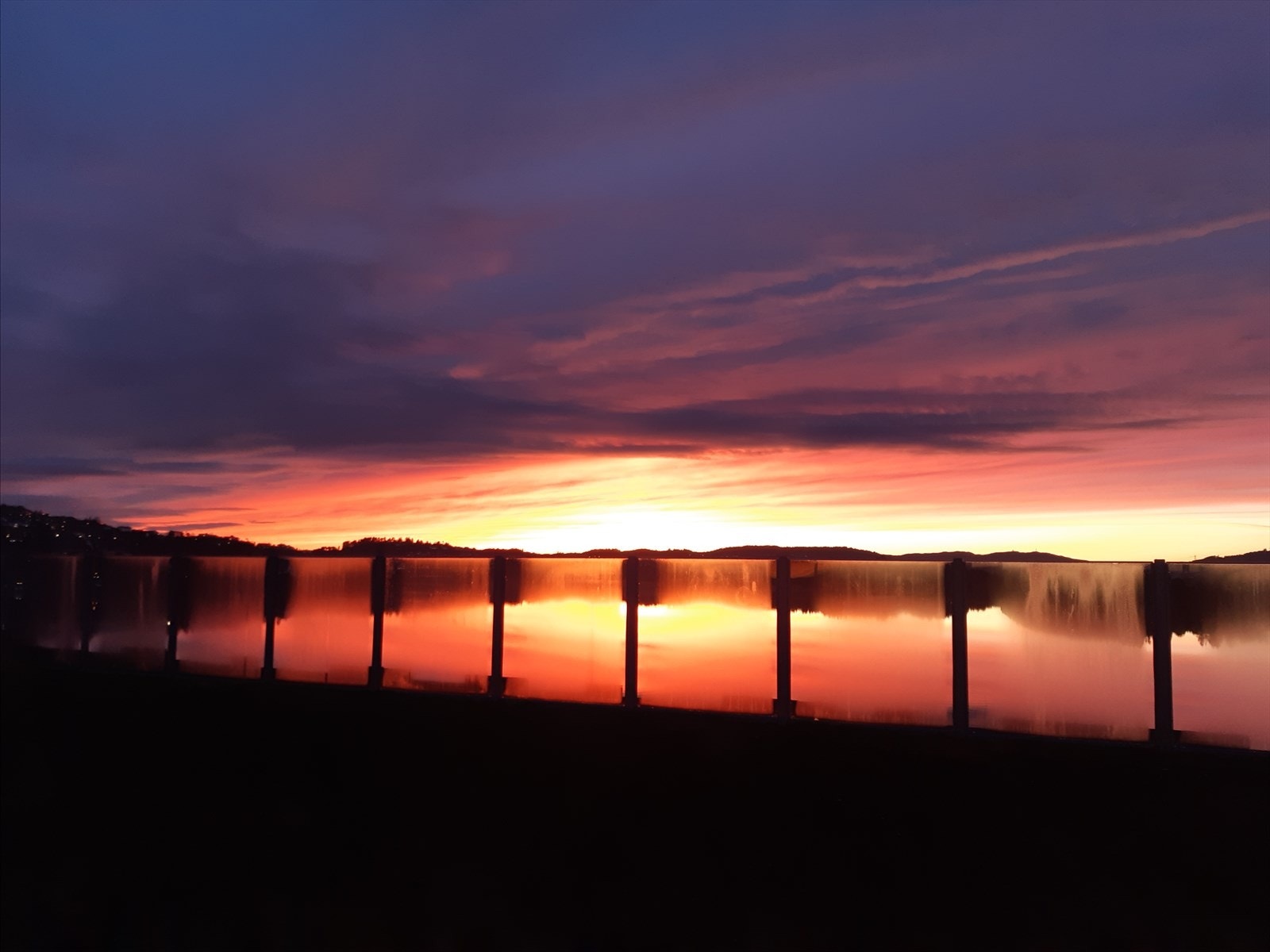 Solnedgang på vinterstid, tatt av selger Galleribilde