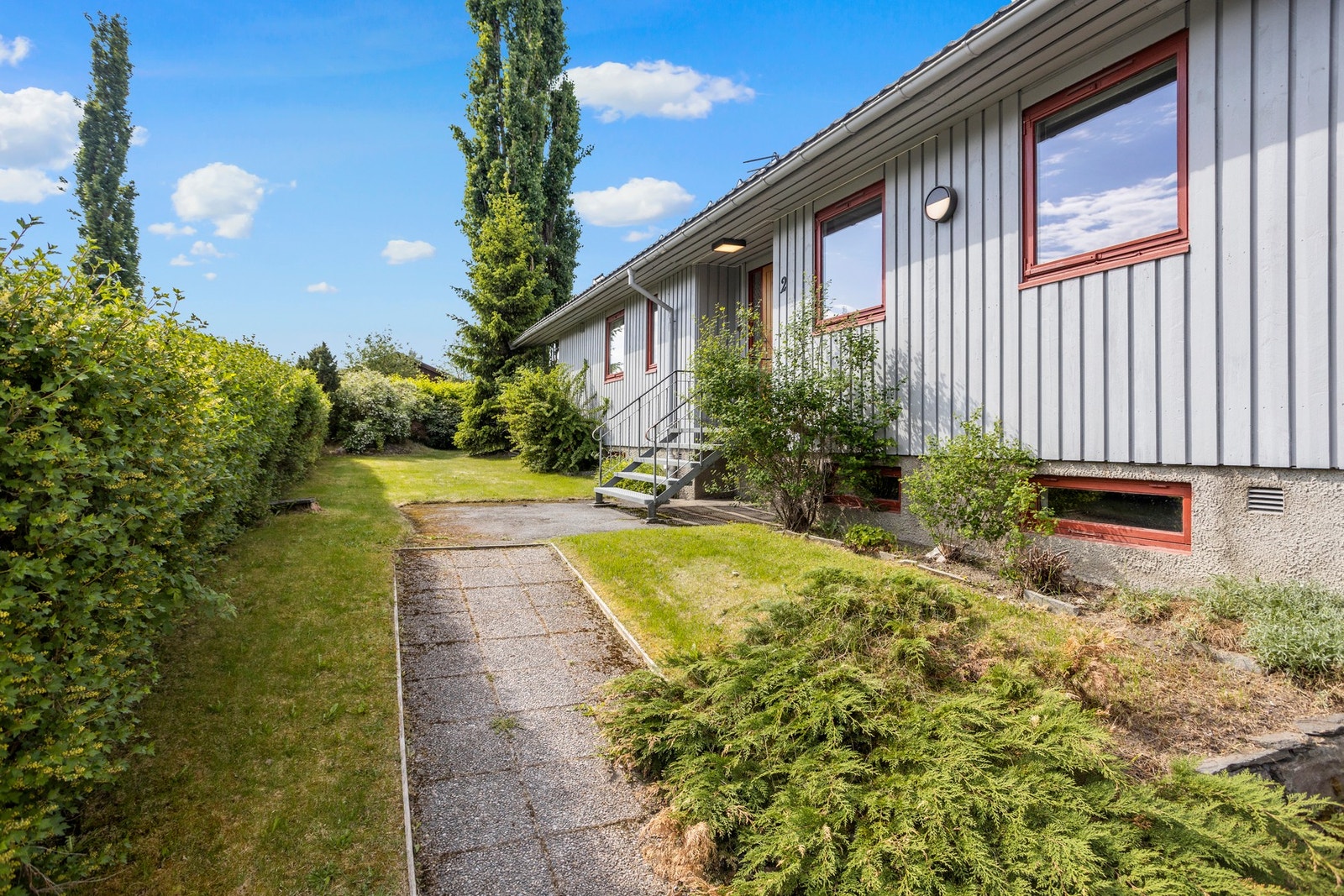 Inngangsparti med steinheller Galleribilde