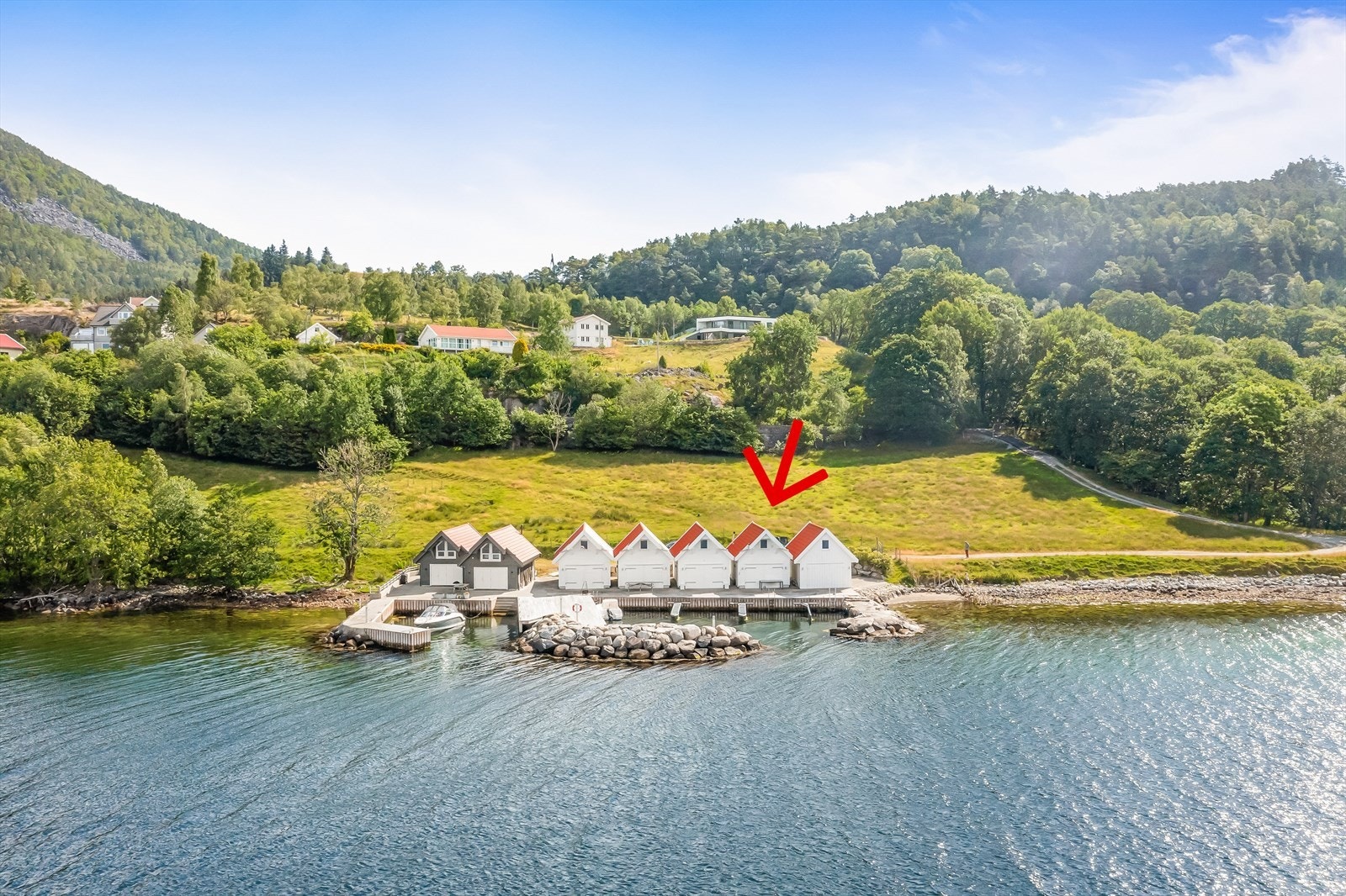 Velkommen til dette flotte Naustet på Jøssang! Galleribilde