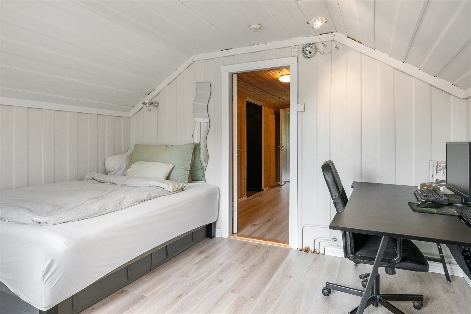 Soverom 2.etasje. Galleribilde