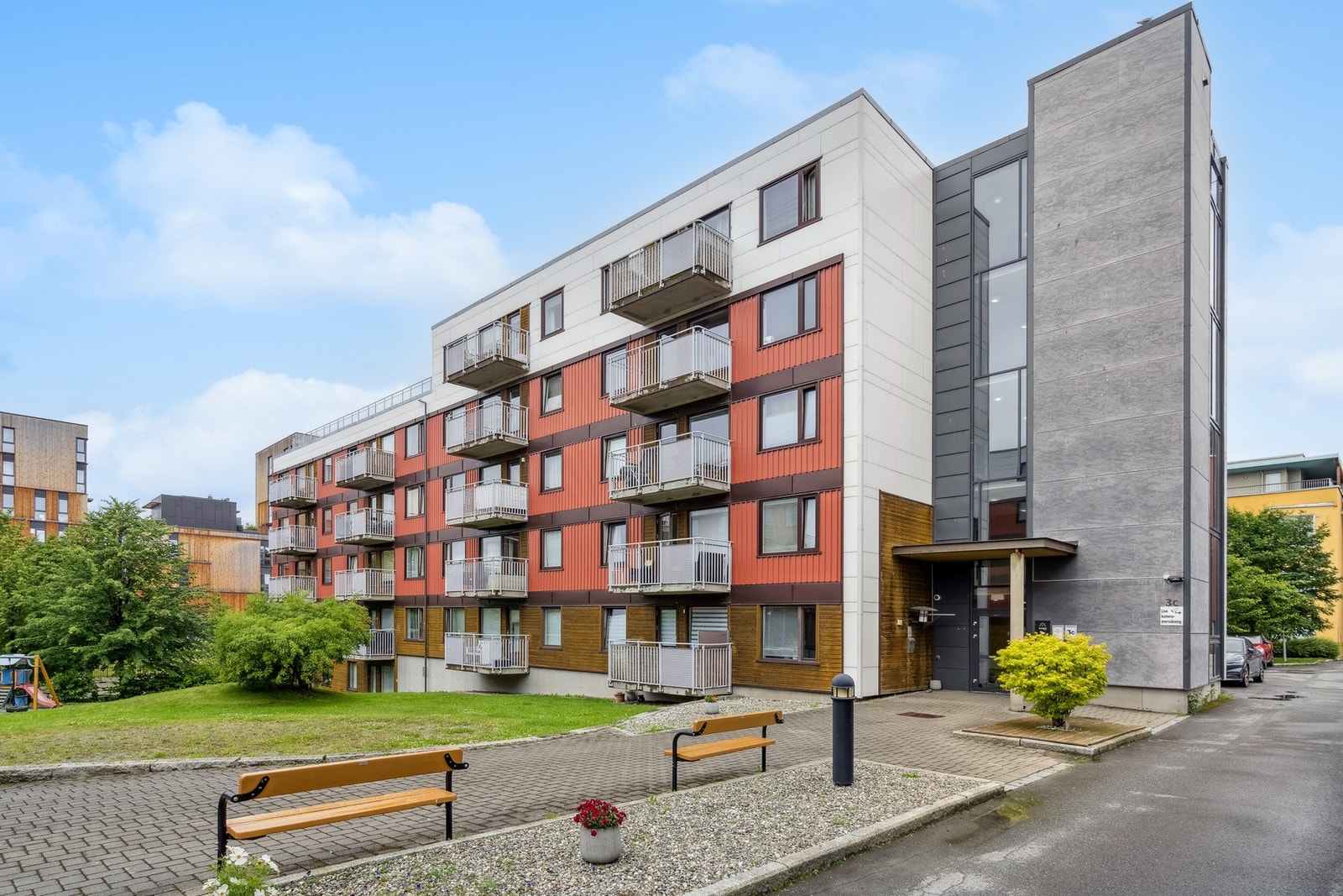 Veldrevet borettslag hvor alt er inkludert i de månedlige felleskostnadene. Galleribilde