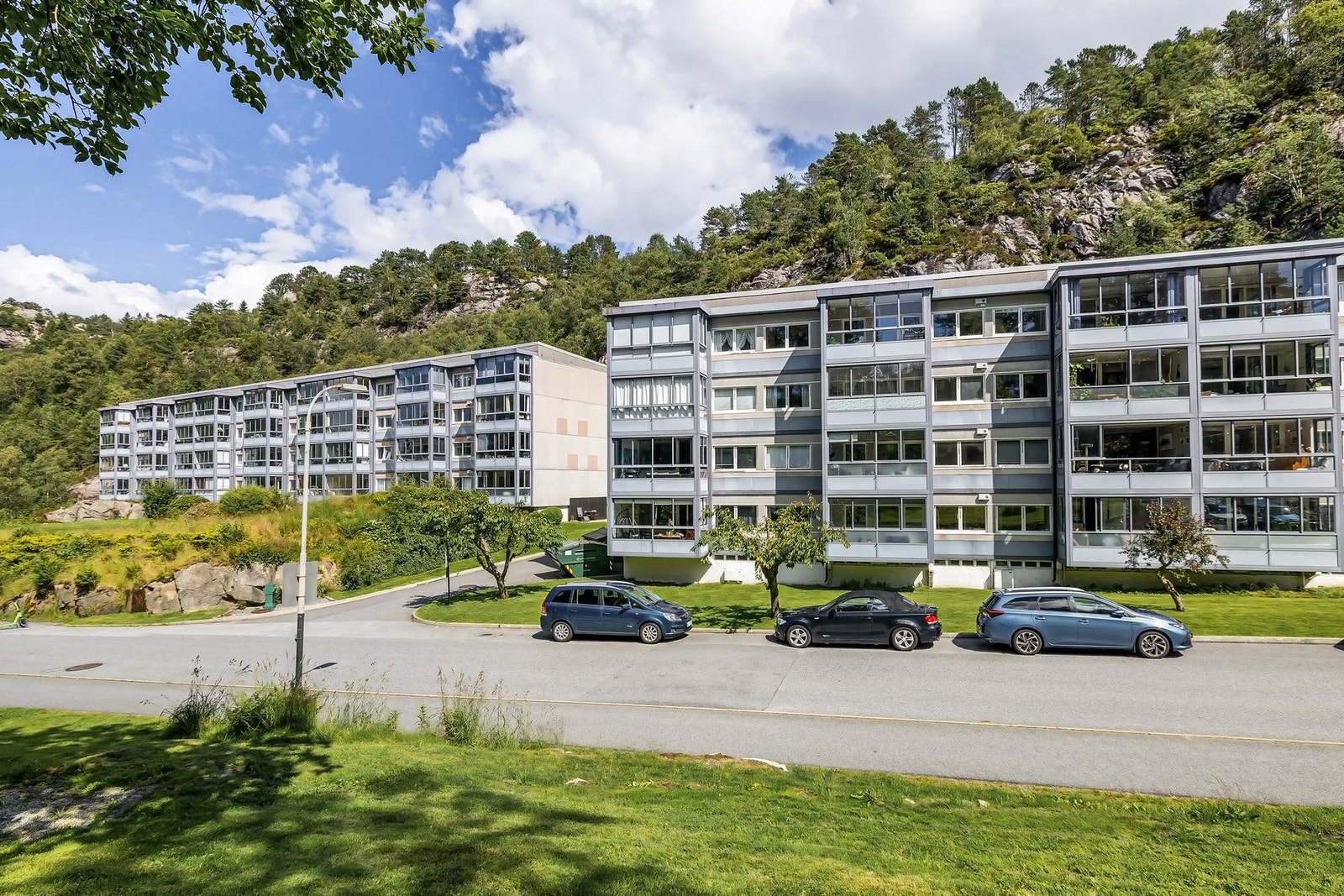 Det er også god mulighet for parkering på området. Velkommen til visning! Galleribilde