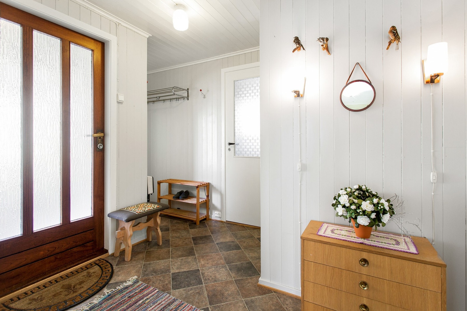 Romslig gang/entrè Galleribilde