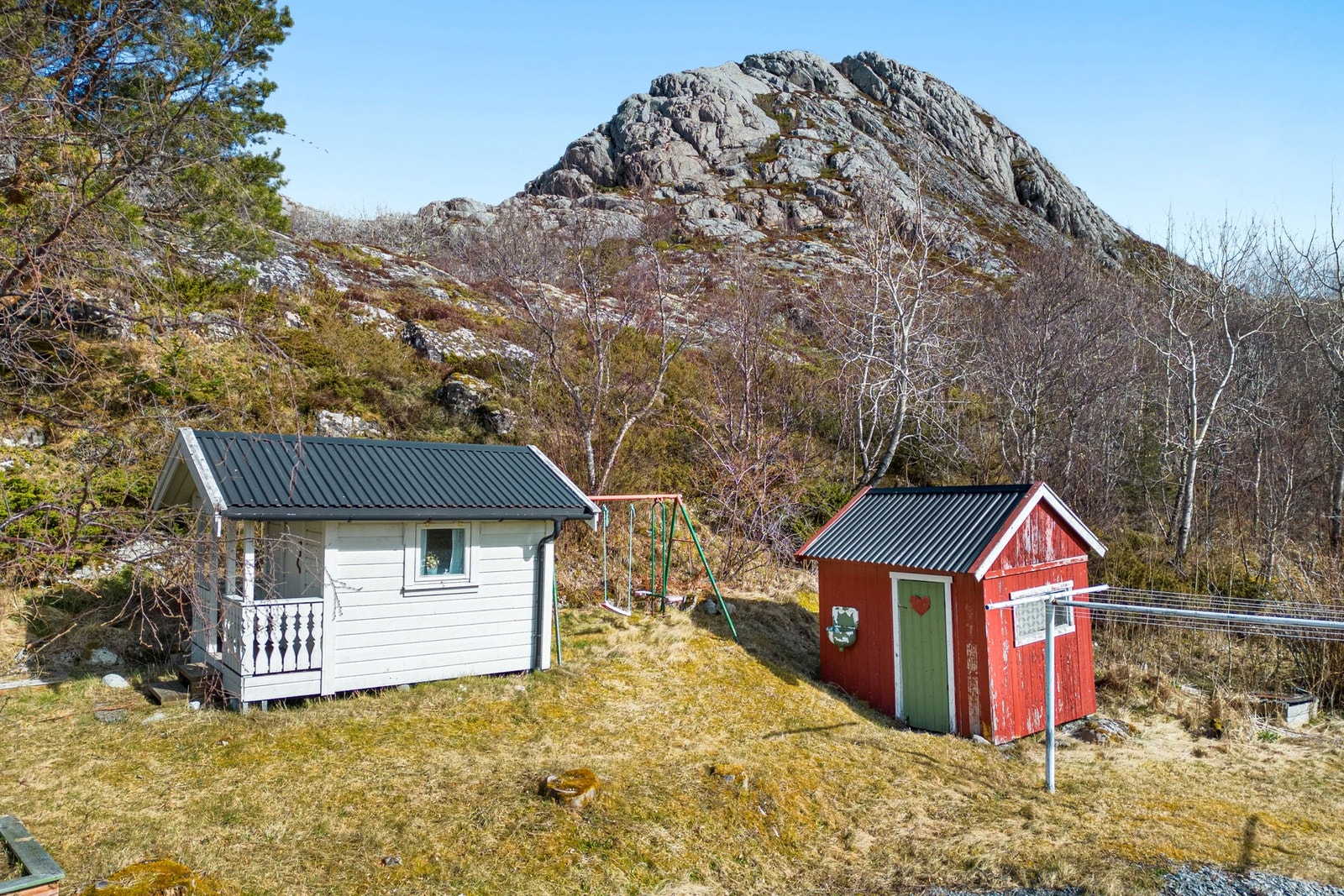Barnevennlige omgivelser, tilgrenset fin natur Galleribilde