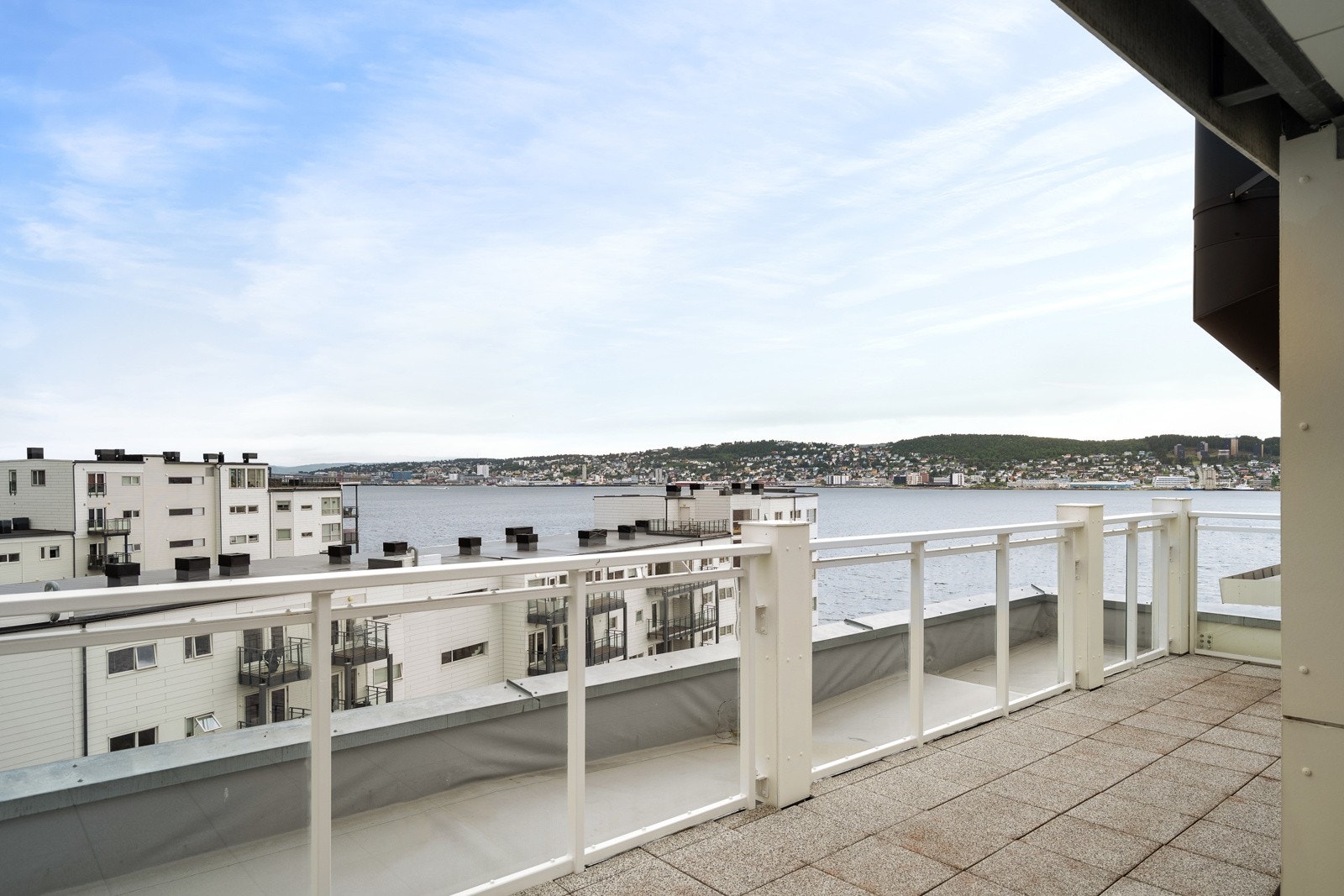 Sameiet har en stor felles takterrasse. Galleribilde