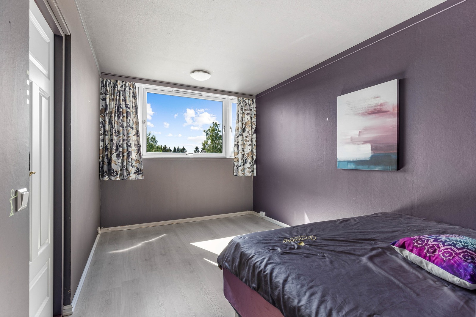 Leiligheten har 3 romslige soverom. Galleribilde