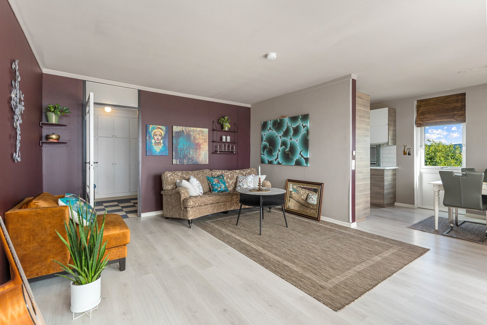 Velkommen til Saupstadringen 39C - Presentert av EiendomsMegler1 ved Mathias Åsvang. Galleribilde