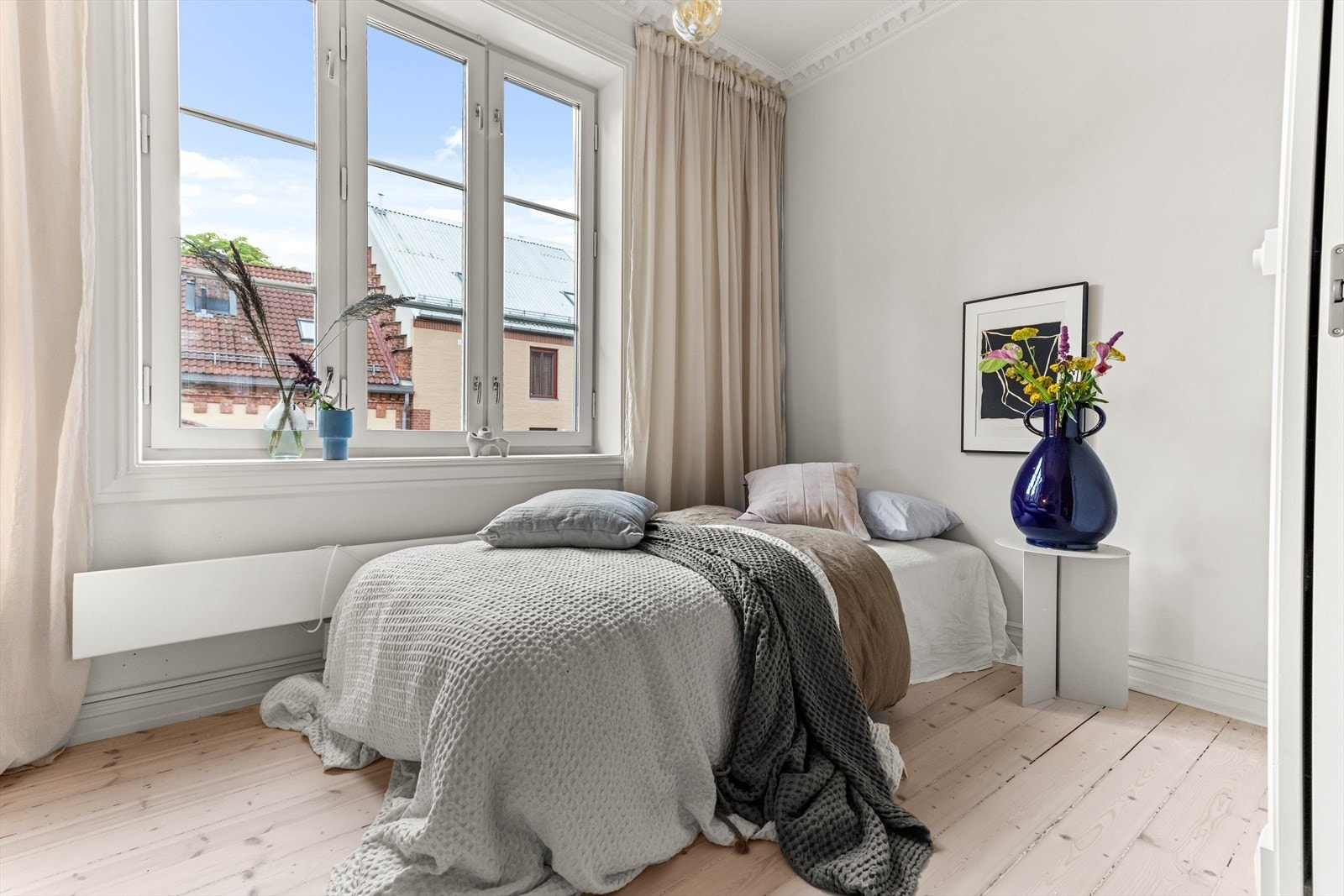 Lyset slippes også inn til stuen Galleribilde