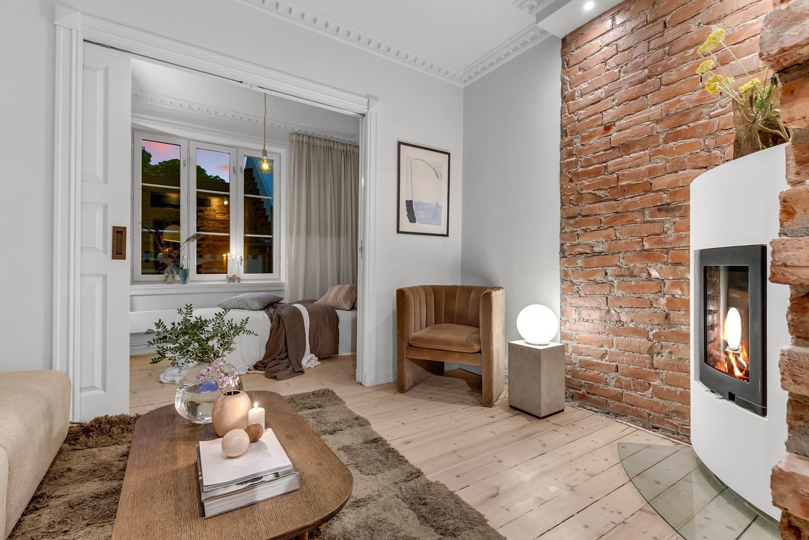 Originale tregulv, slipt og lakkert 3 ganger av Bislett gulvsliperi. Galleribilde