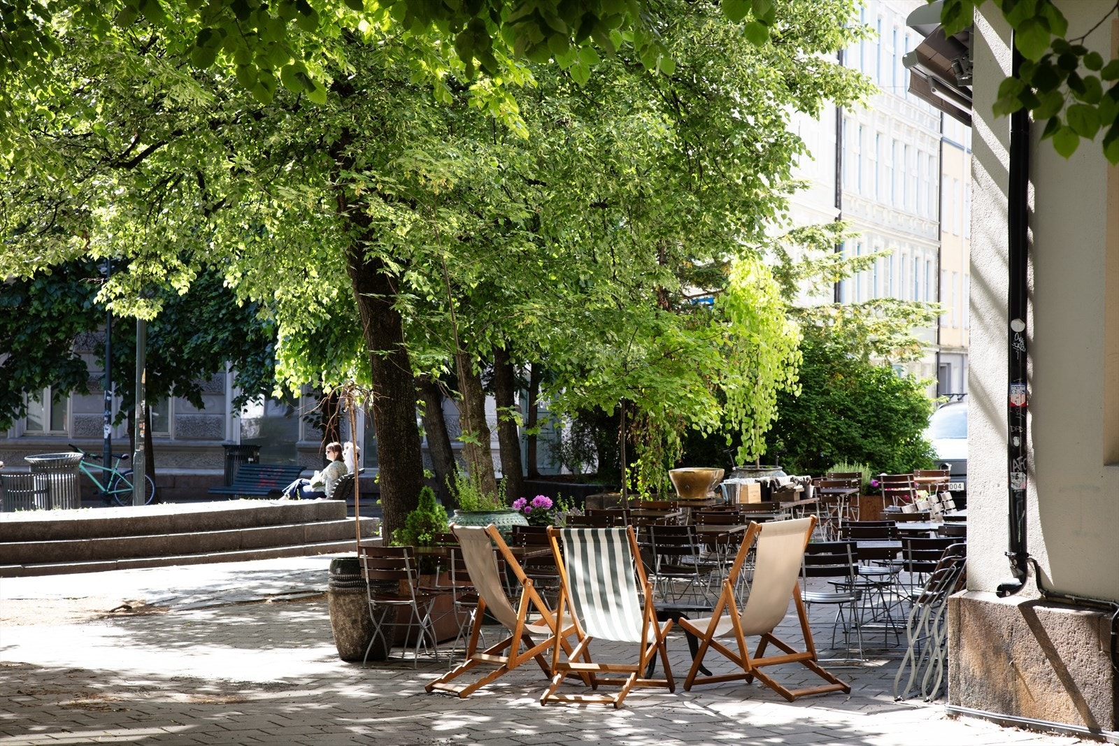 Her ligger cafeer, restauranter og andre servicetilbud kun en kort spasertur unna. Galleribilde