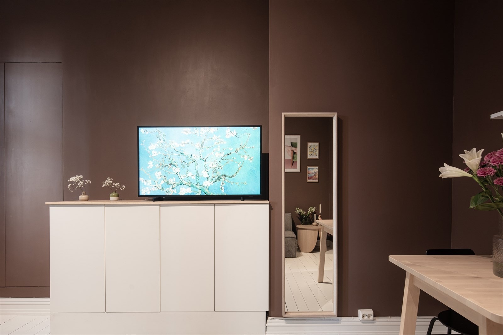 Det befinner seg en rekke oppbevaringsmuligheter i leiligheten. Galleribilde